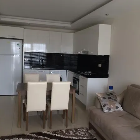 Crystal Garden Apartamento
